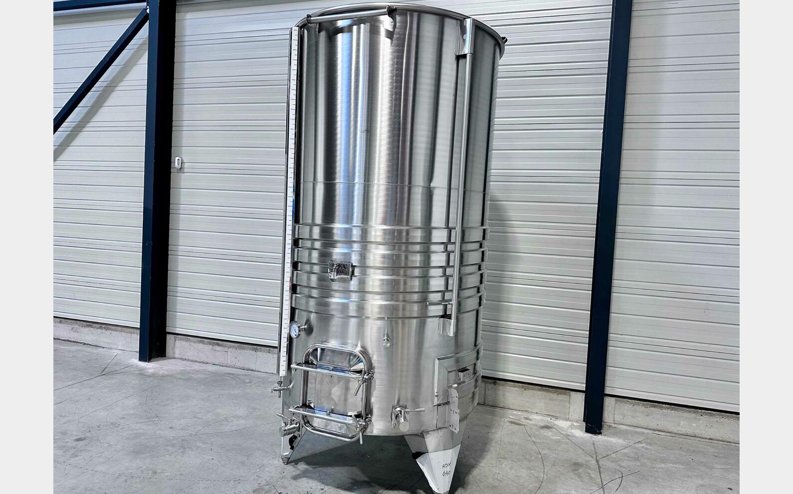 304 ss tank - Coil circuit 39 HL (3 902 litres) ARSILAC