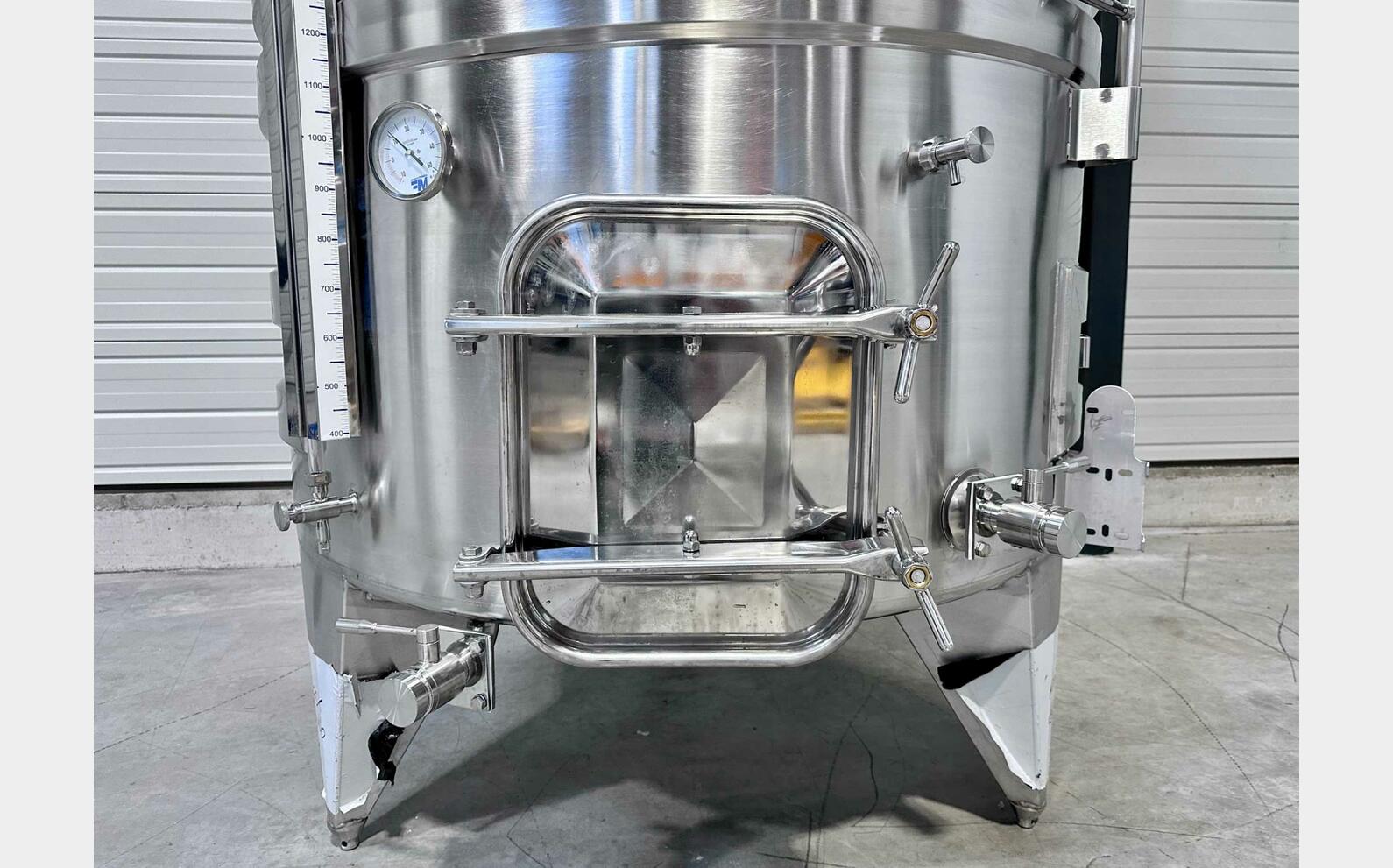304 ss tank - Coil circuit 39 HL (3 902 litres) ARSILAC