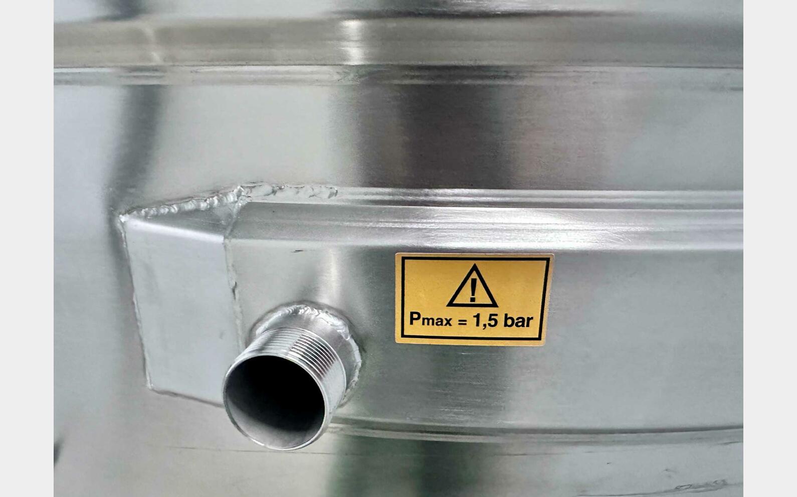 Cuve inox 304 thermor&eacute;gul&eacute;e fond inclin&eacute; sur pieds 52 HL (5 205 Litres) ARSILAC