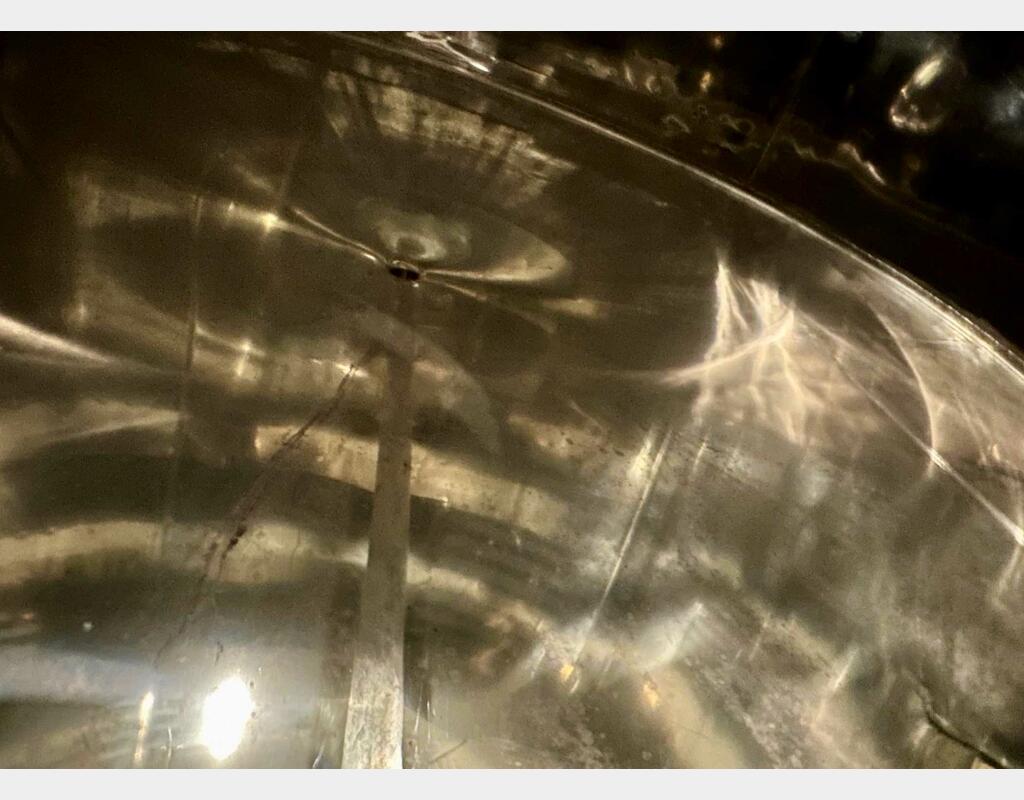 304 stainless steel tank with conical bottom on feet - Floating top