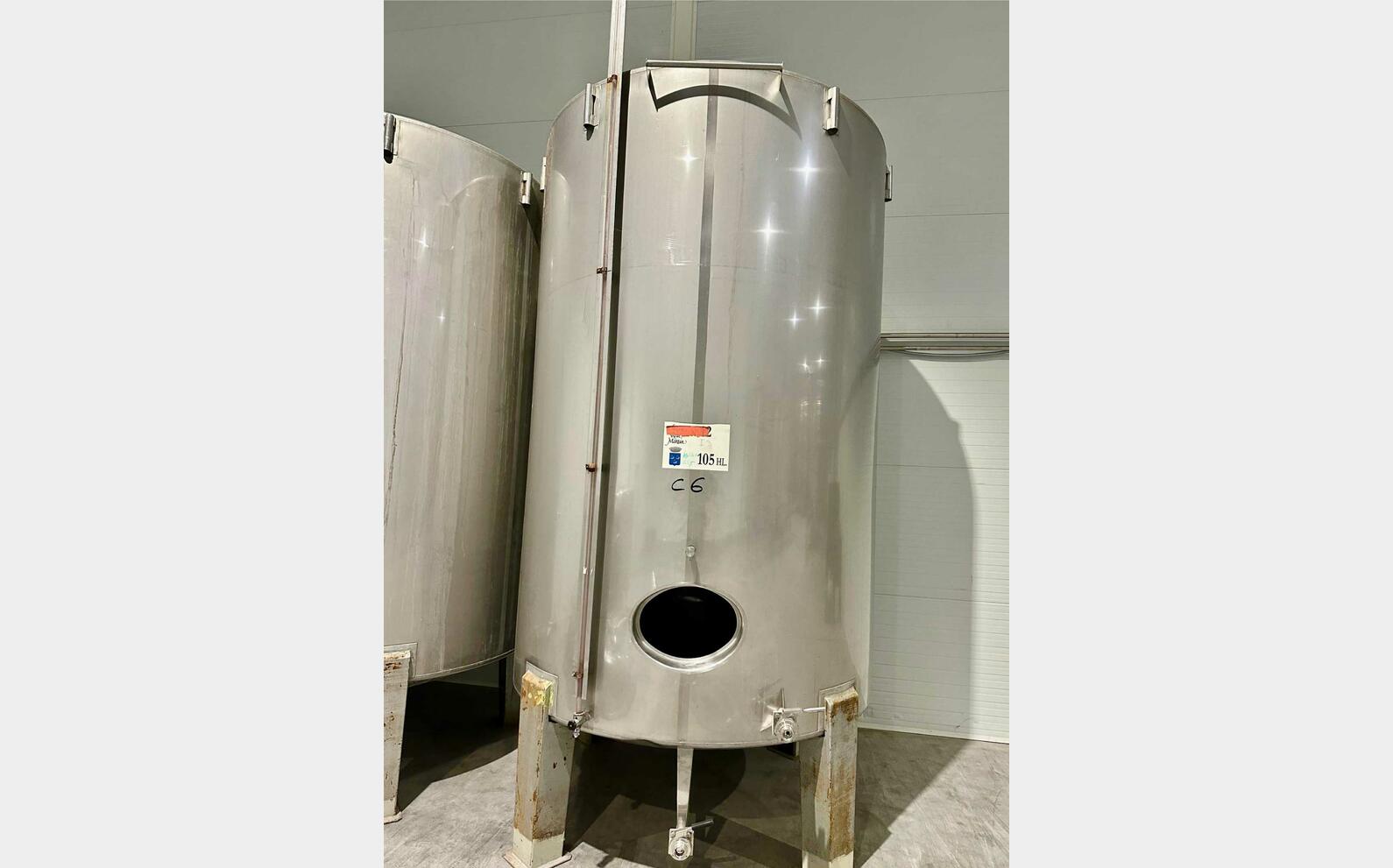 Cuve inox 304 - Fond conique 105 HL (10 500 litres)