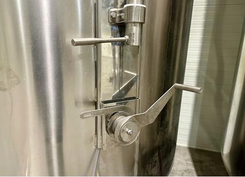 304 stainless steel tank with conical bottom on feet - Floating top