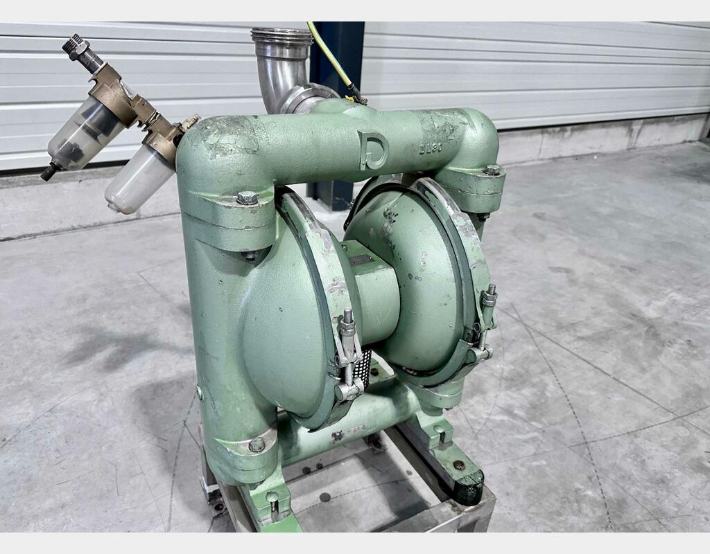 Pompe &agrave; membranes DEPA PUMPEN