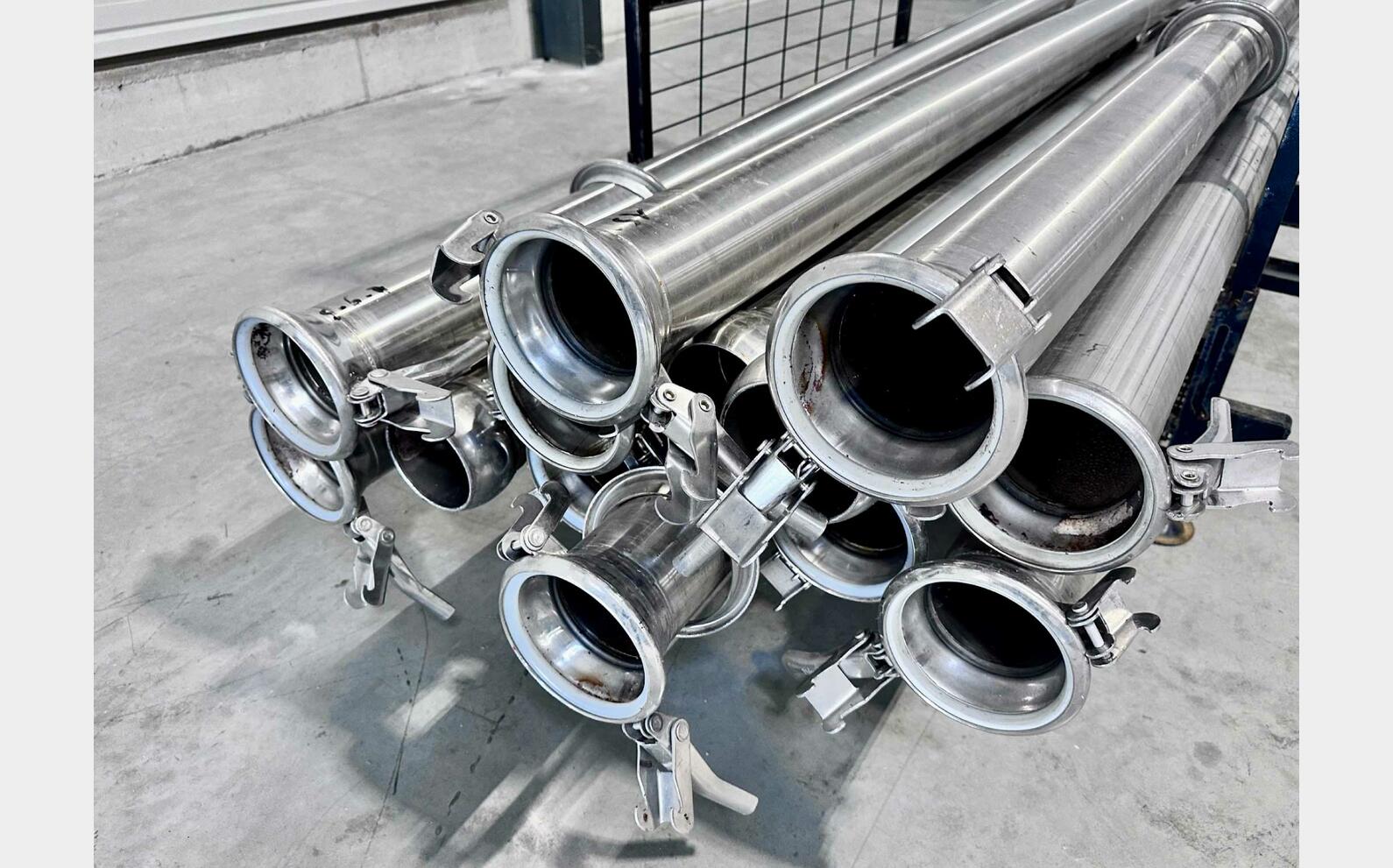 Stainless steel harvest piping