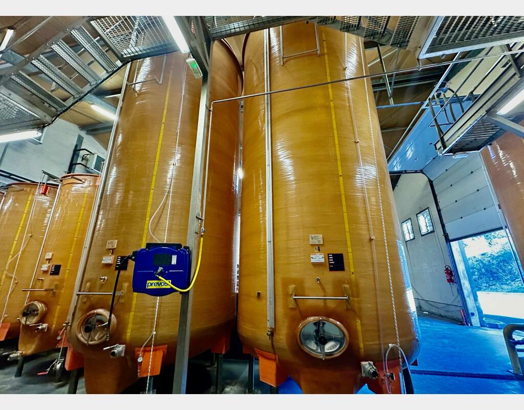 Fibre tank - Floating top 250 HL (25 000 litres) VETRORESINA TOSCANA SNC