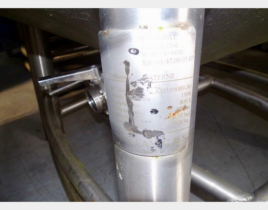 Stainless steel container - Cylindrical on legs