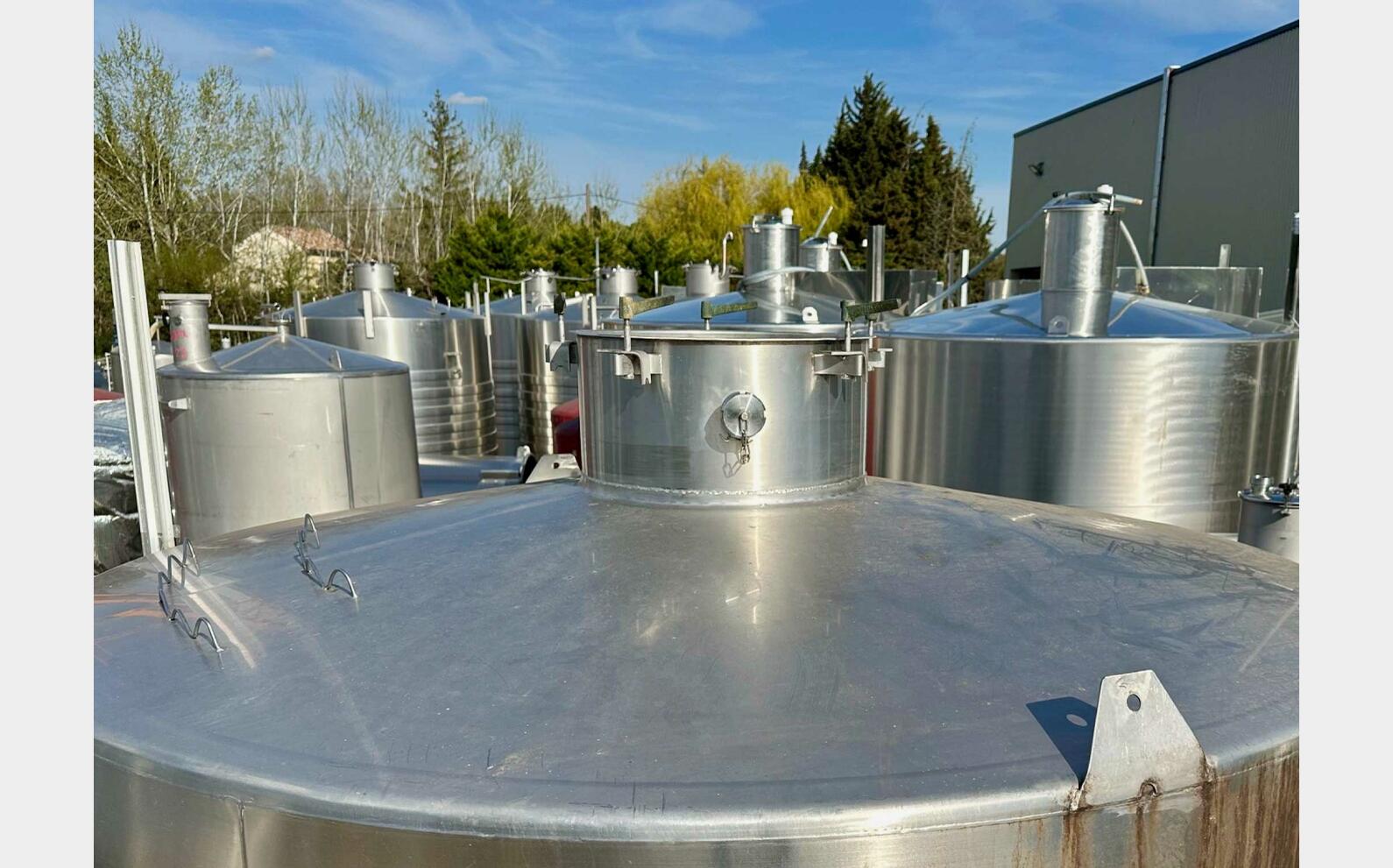 Ss tank - On legs 120 HL (12,000 liters) RURALINOX