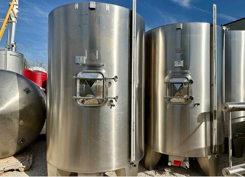 Ss tank - On legs 90 HL (9,000 litres) RURALINOX