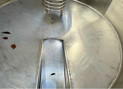 304L vertical cylindrical stainless steel tank - Conical bottom on feet