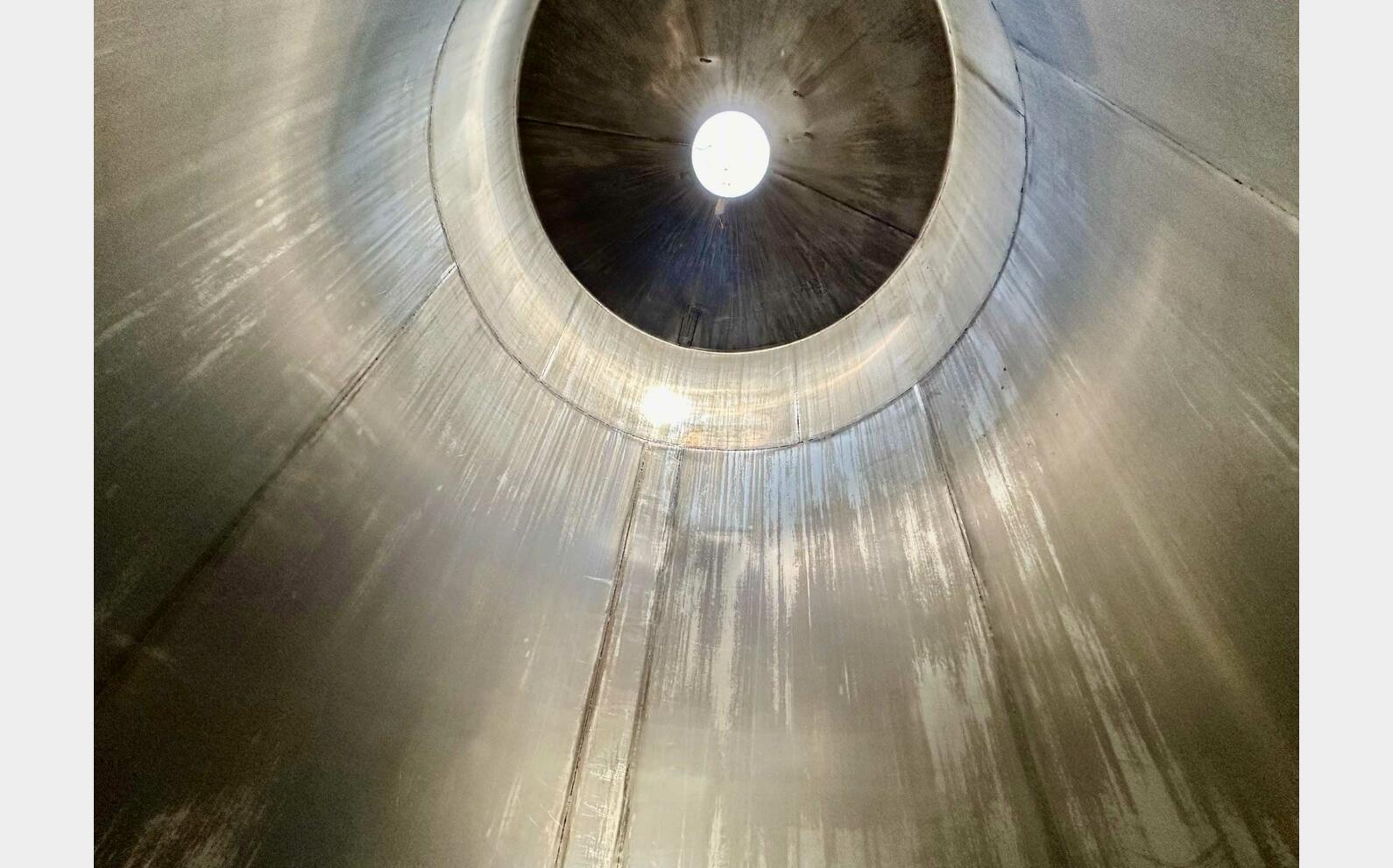304L stainless steel tank - Conical bottom 204 HL (20,400 litres) LAGOUARDE