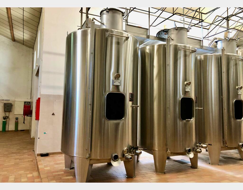 Closed 304 ss tank 60 HL (6,000 litres) VAUTIER