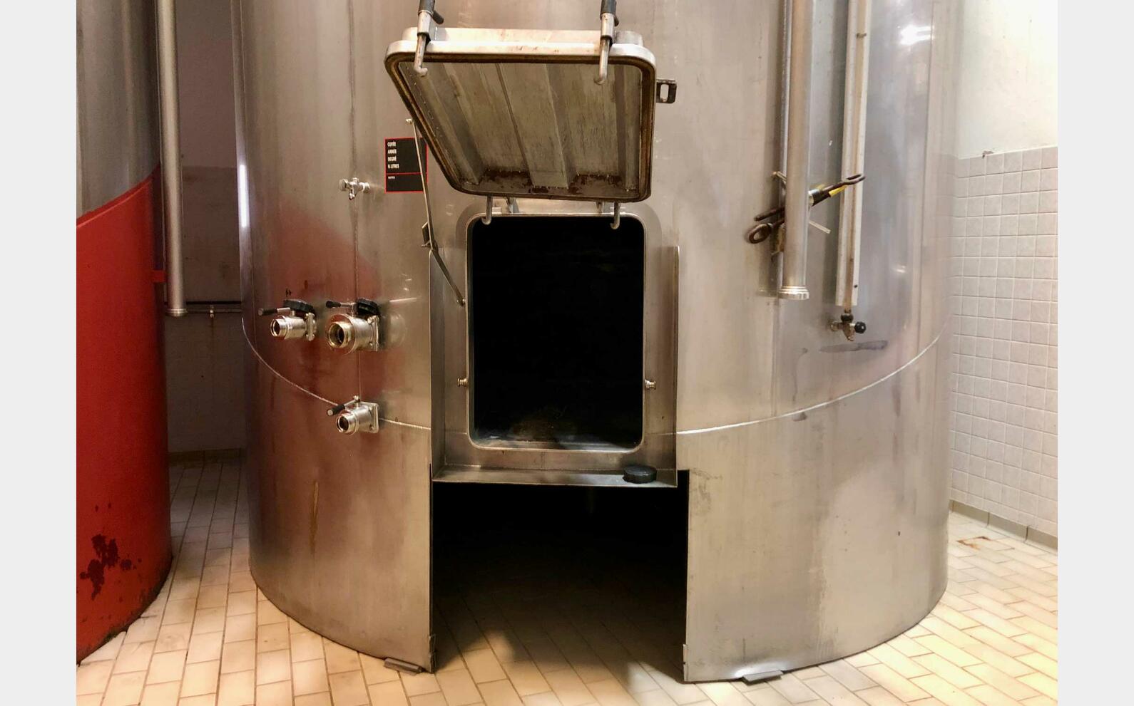 304 ss tank - Temperature-controlled 330 HL (33,000 litres) VAUTIER