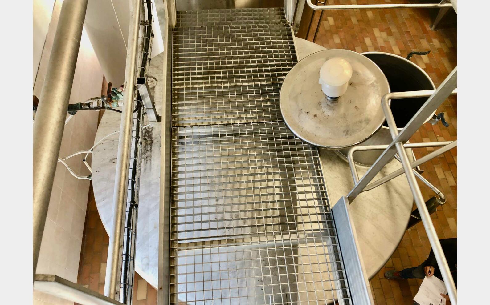 Cuve inox 304 - Ferm&eacute;e 76 HL (7 600 litres) VAUTIER
