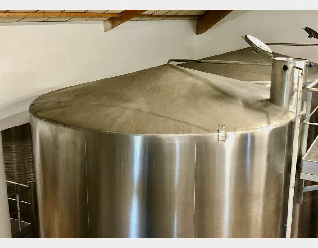 Stainless steel tank