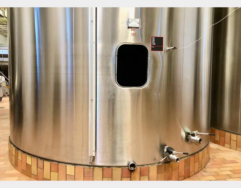 Stainless steel tank