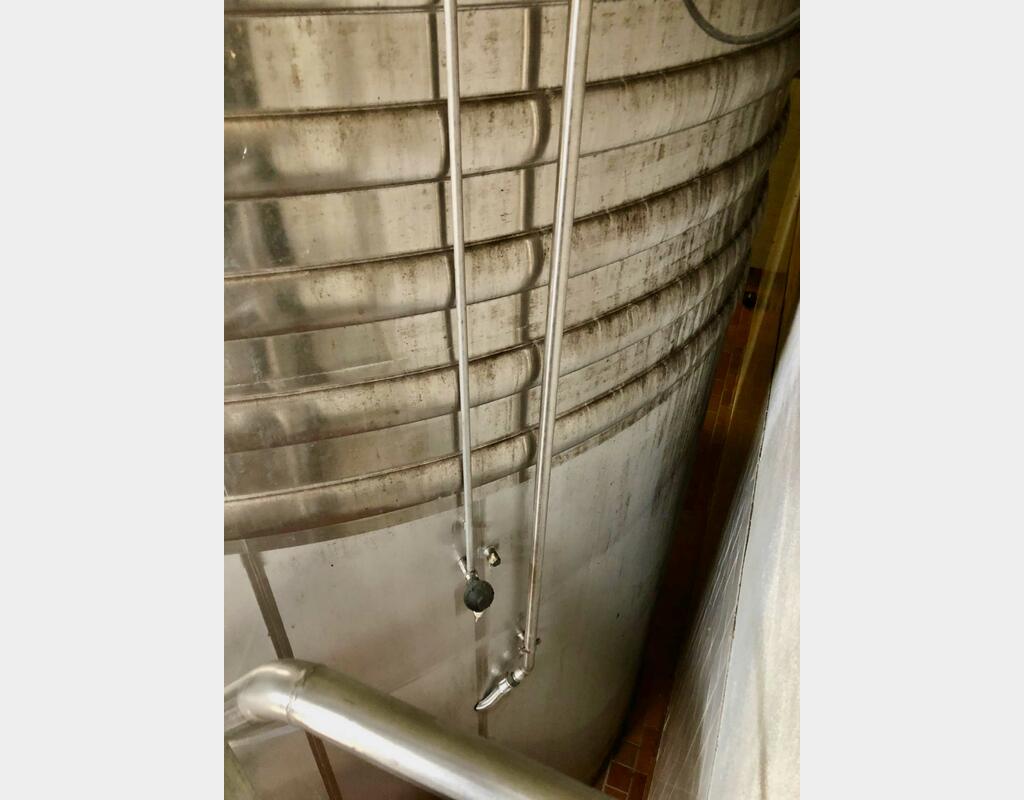 Stainless steel tank