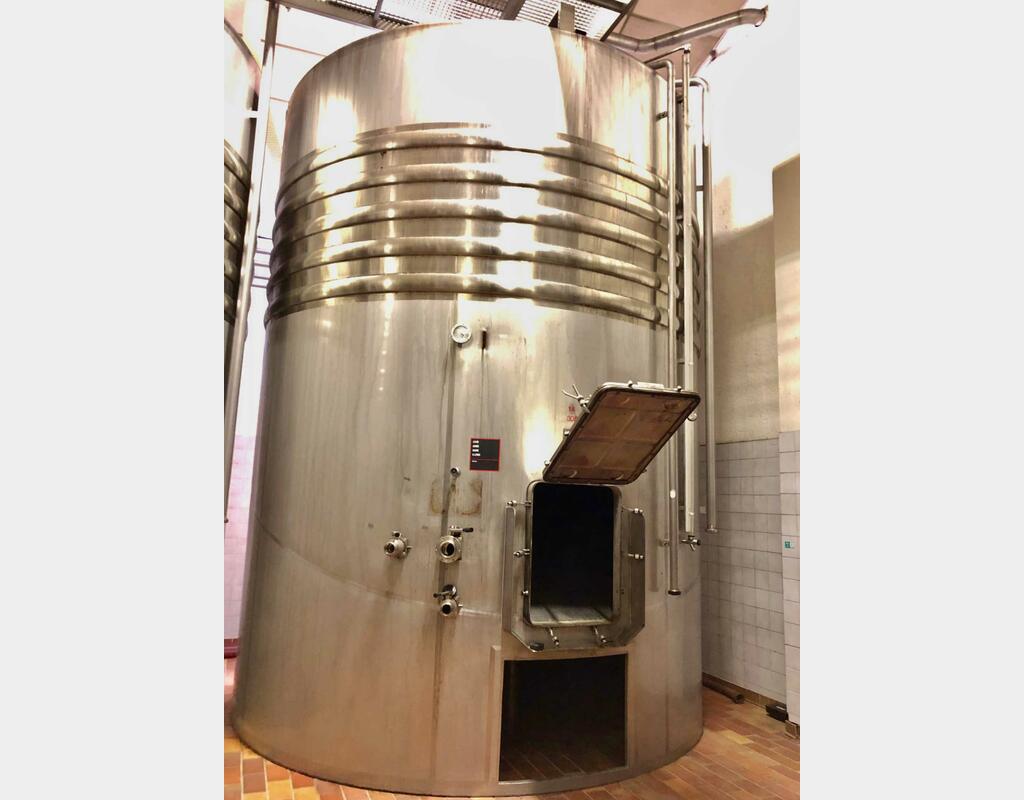 Stainless steel tank