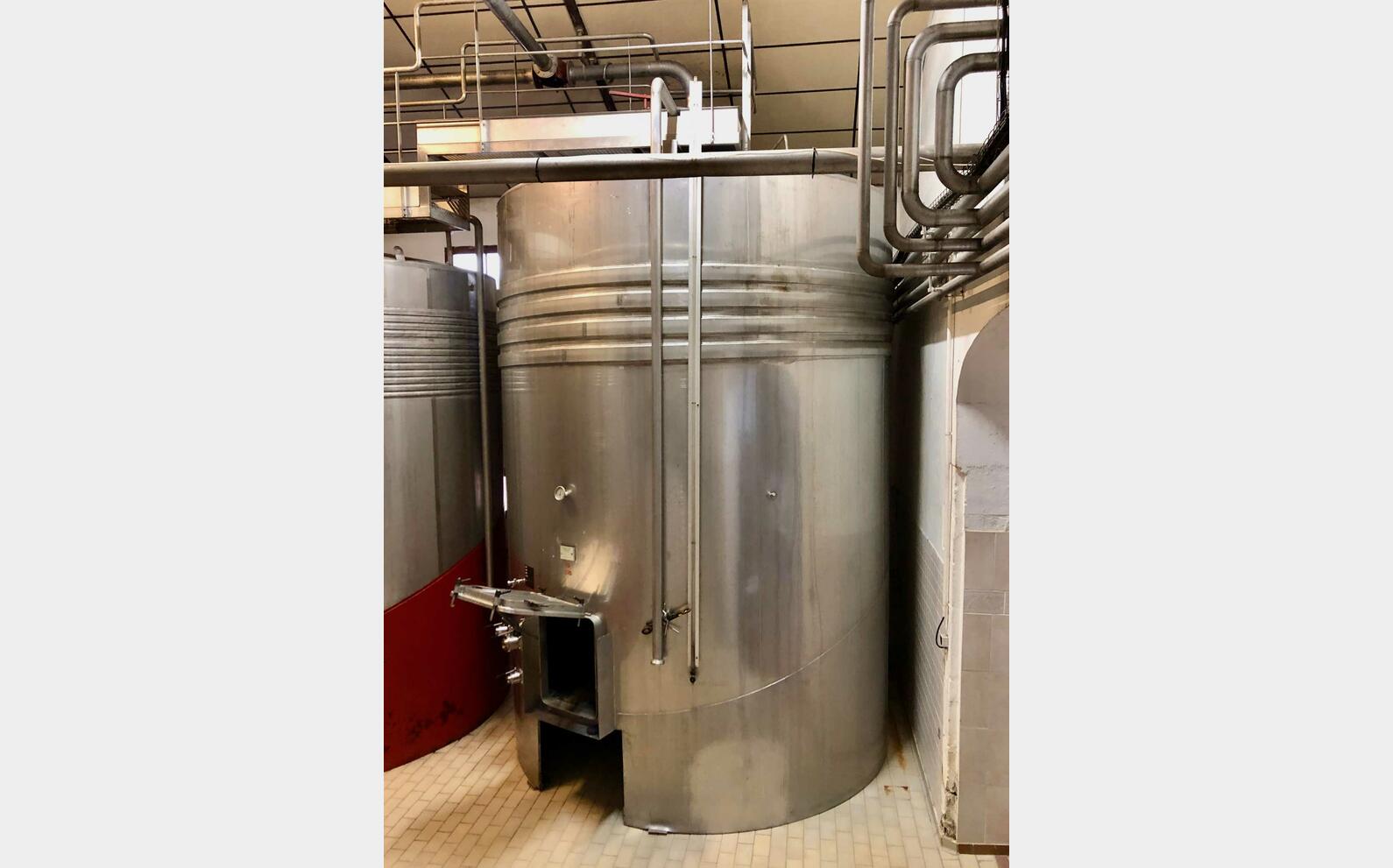 304 ss tank - Temperature-controlled 330 HL (33,000 litres) VAUTIER