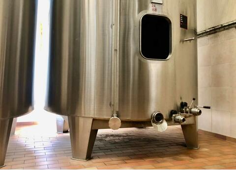 Cuve inox 304 - Ferm&eacute;e 156 HL (15 600 litres) VAUTIER