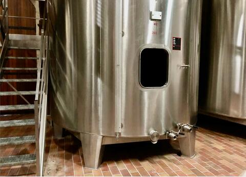 Cuve inox 304 - Ferm&eacute;e 268 HL (26 800 litres) VAUTIER