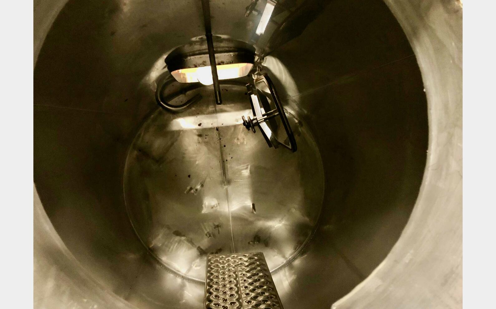 Closed 304 ss tank 60 HL (6,000 litres) VAUTIER