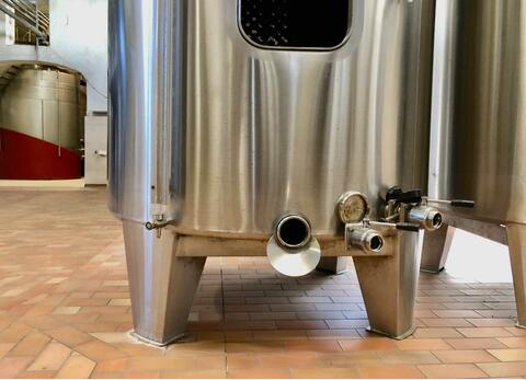 Closed 304 ss tank 60 HL (6,000 litres) VAUTIER