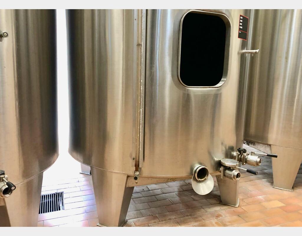 Stainless steel tank