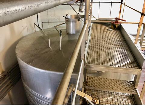 Cuve inox 304 - Thermor&eacute;gul&eacute;e 330 HL (33 000 litres) VAUTIER