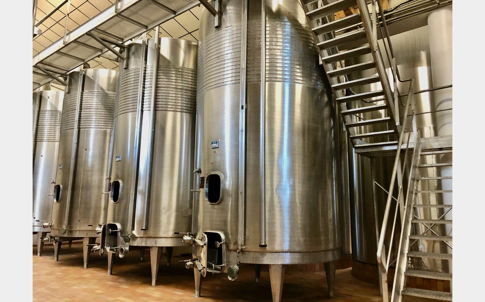 Cuve inox 304 - Thermor&eacute;gul&eacute;e 214 HL (21 400 litres) VAUTIER