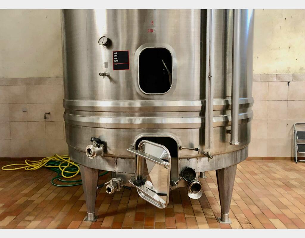 Stainless steel tank