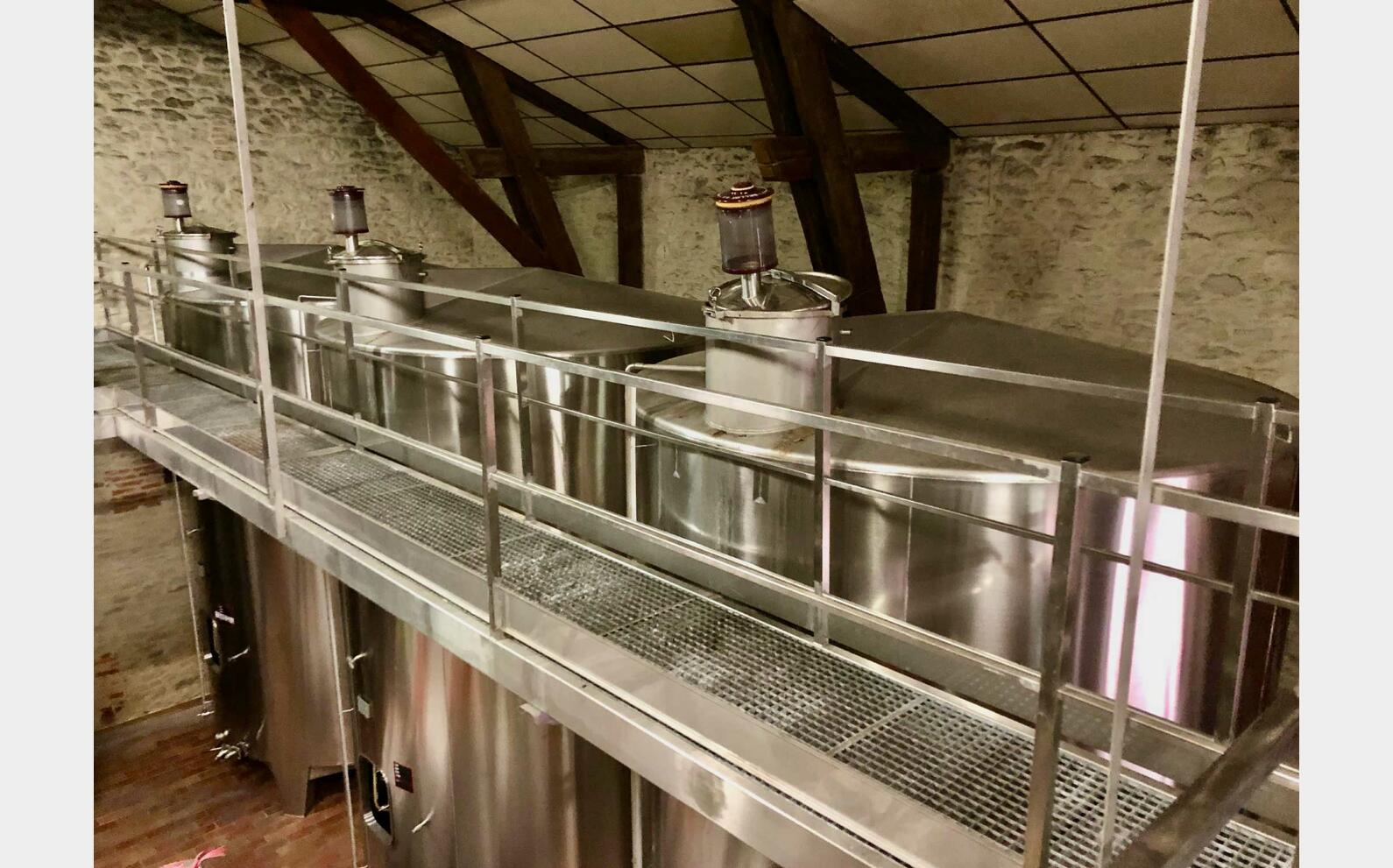 Cuve inox 304 - Ferm&eacute;e 268 HL (26 800 litres) VAUTIER