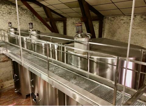 304 ss tank - Closed 268 HL (26,800 litres) VAUTIER