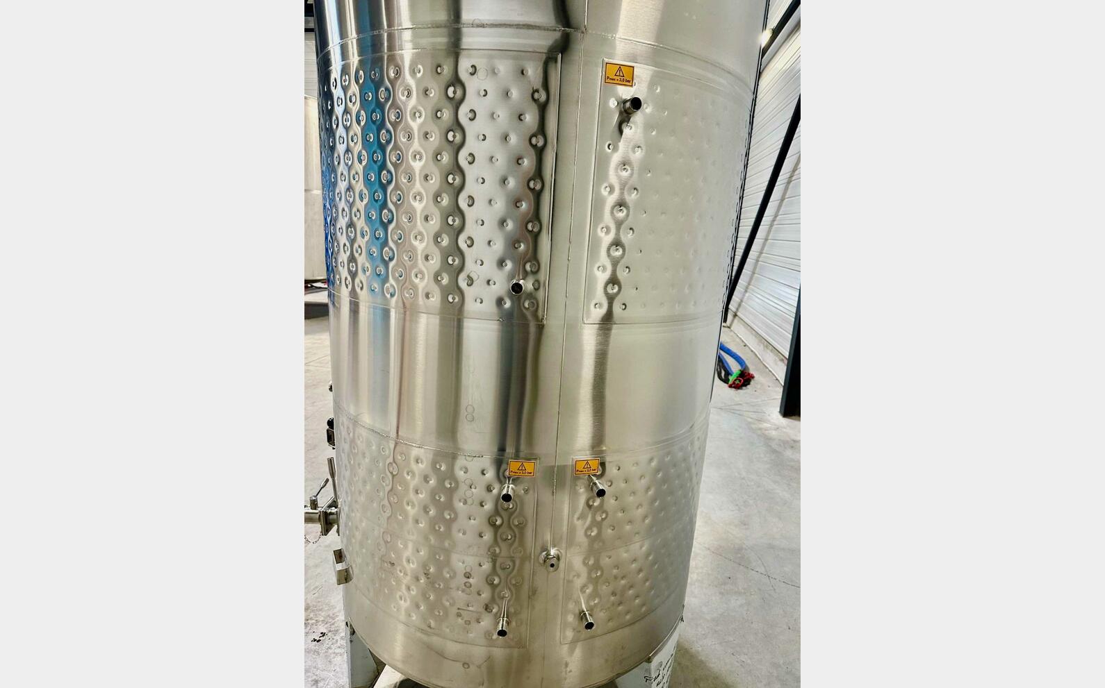 Cuve inox 316L - Circuit nid d'abeilles 21.3 HL (2 135 litres) ARSILAC
