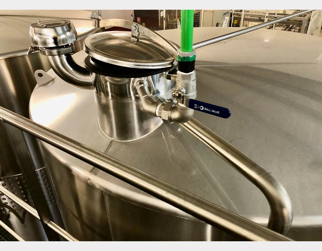 Stainless steel tank