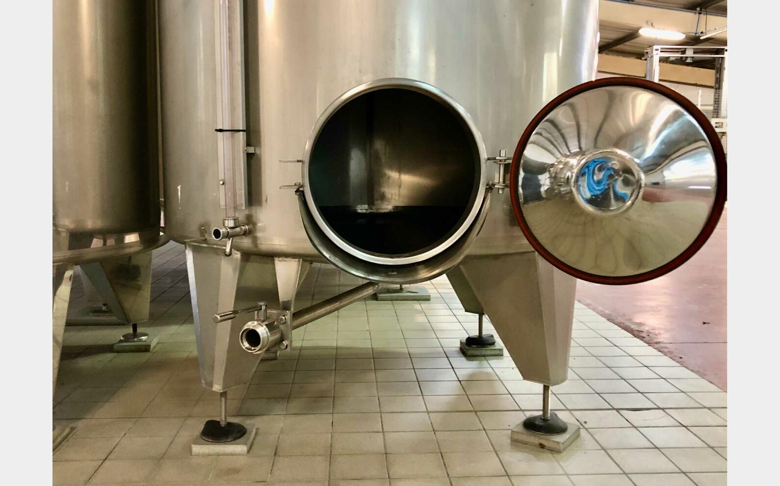 304 ss tank 30 HL (3,000 litres) LAINOX