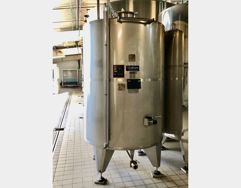 Stainless steel tank