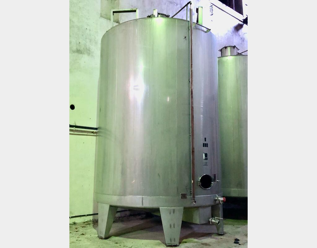 Stainless steel tank