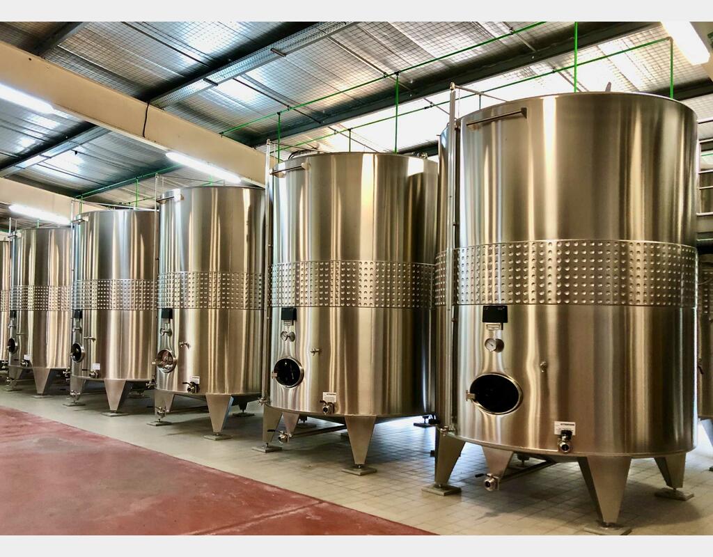 Stainless steel tank