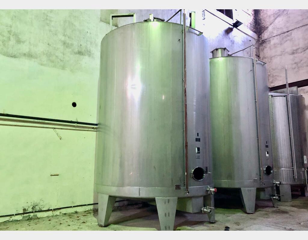 Stainless steel tank