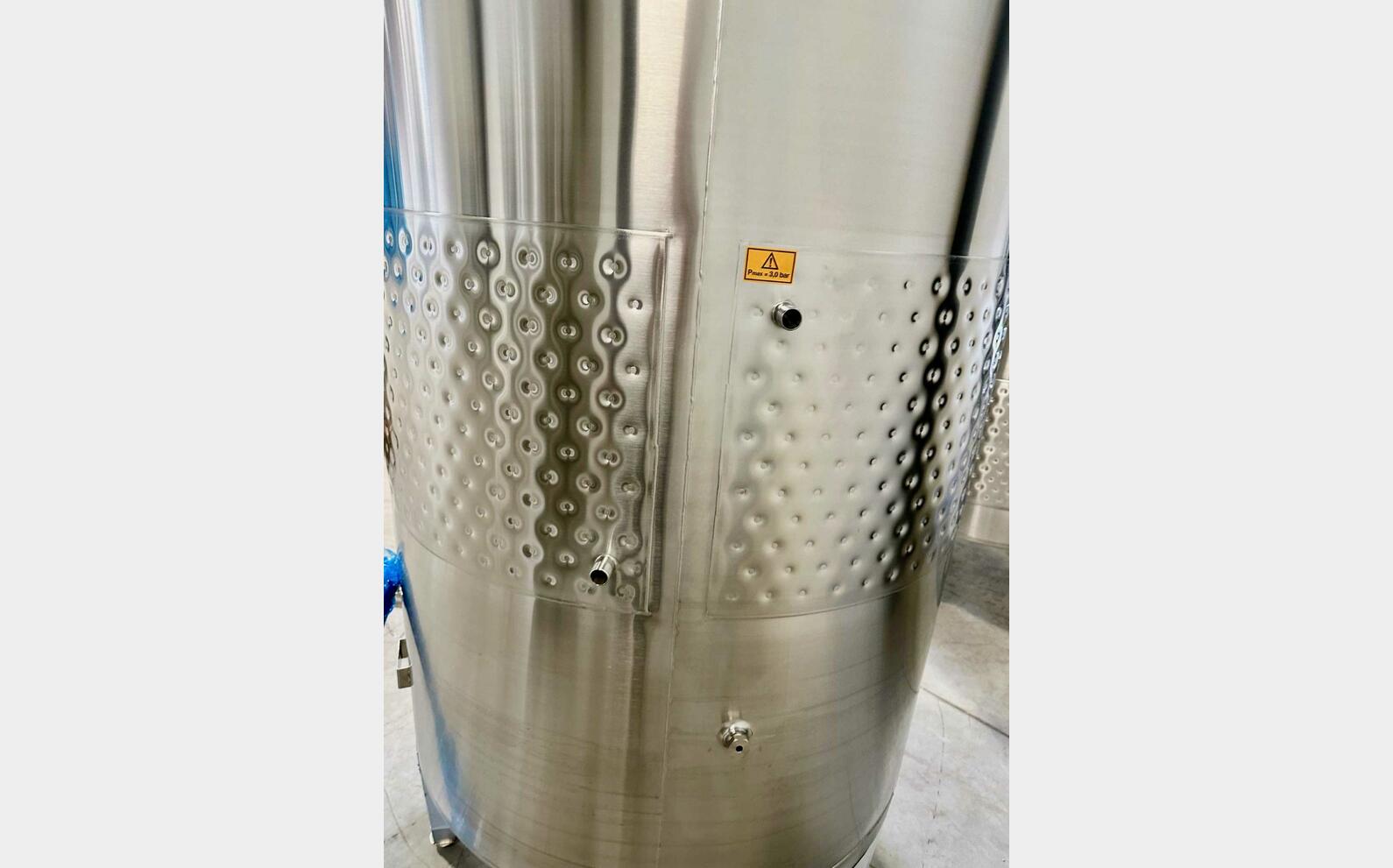 Cuve inox 316L - Circuit nid d'abeilles 21.3 HL (2 135 litres) ARSILAC