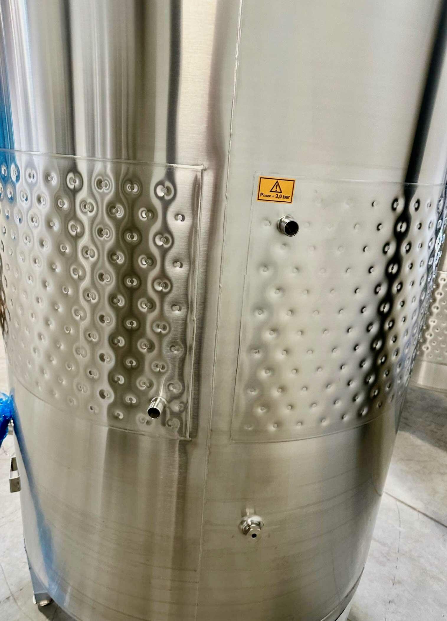 316L stainless steel tank - Honeycomb circuit - Domed bottom - Floating top