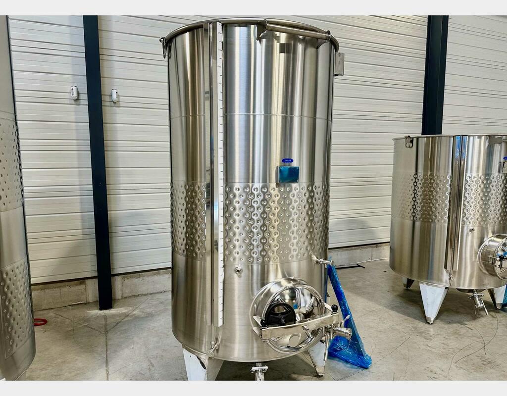 316L stainless steel tank - Honeycomb circuit - Domed bottom - Floating top