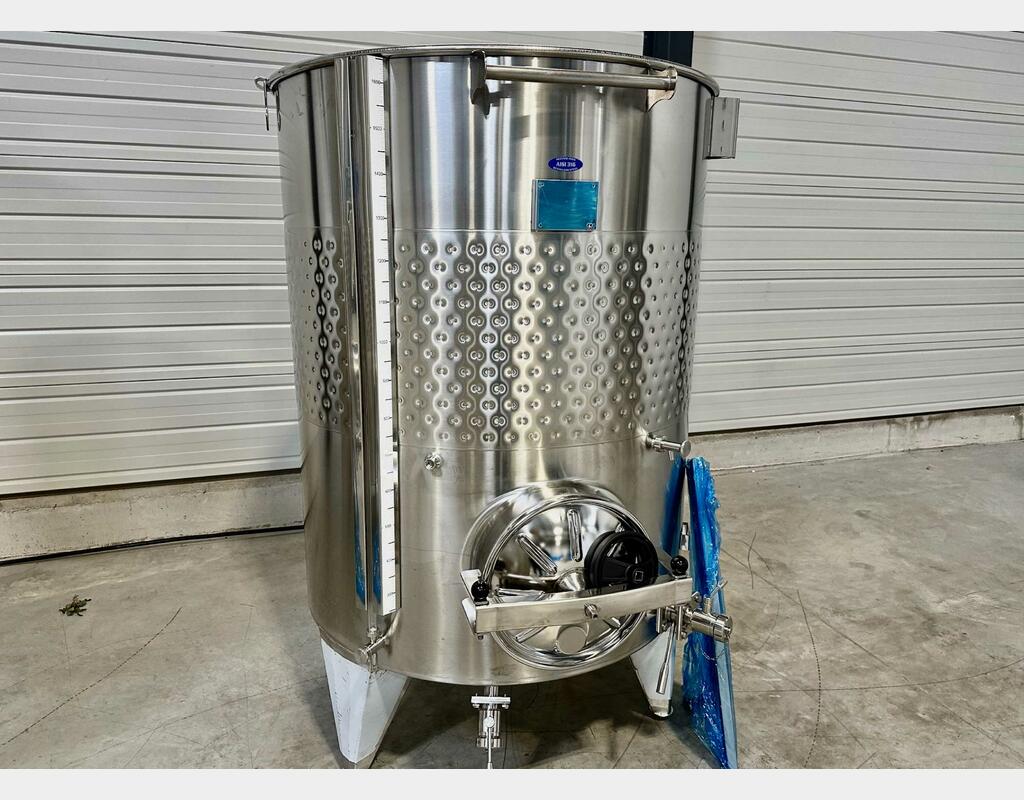 316L stainless steel tank - Honeycomb circuit - Domed bottom - Floating top