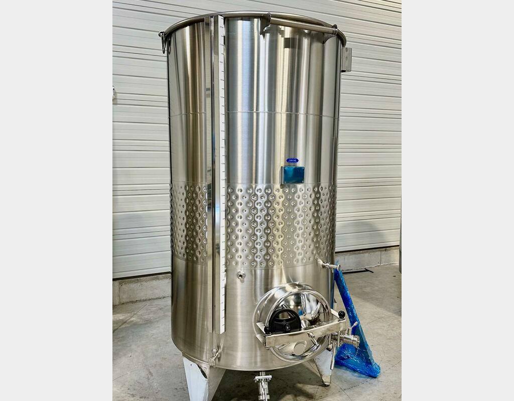 316L stainless steel tank - Honeycomb circuit - Domed bottom - Floating top