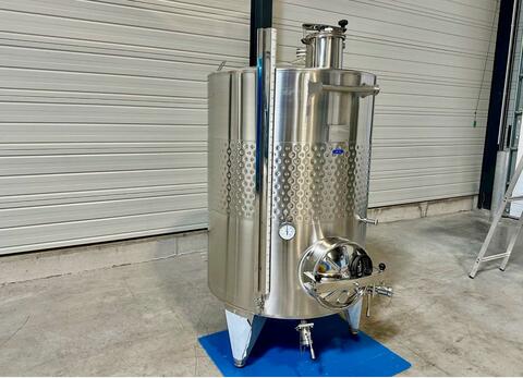 316L stainless steel tank - Honeycomb circuit - Curved bottom on closed feet