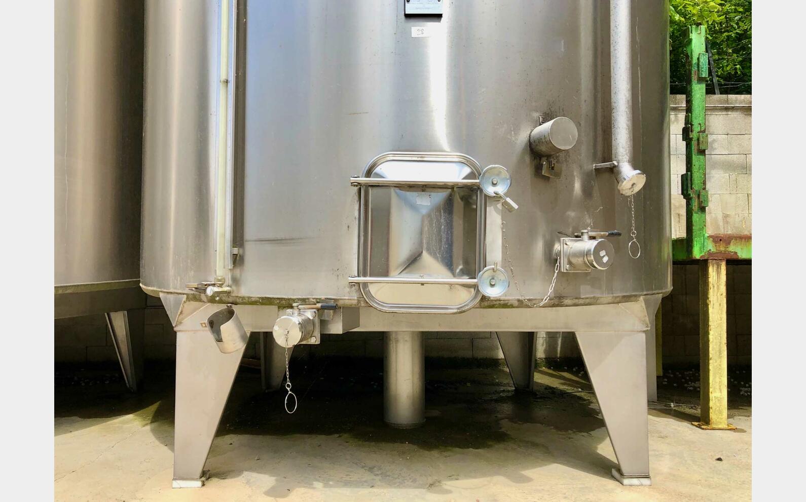 Cuve inox 304 300 HL (30 000 litres) CTIA
