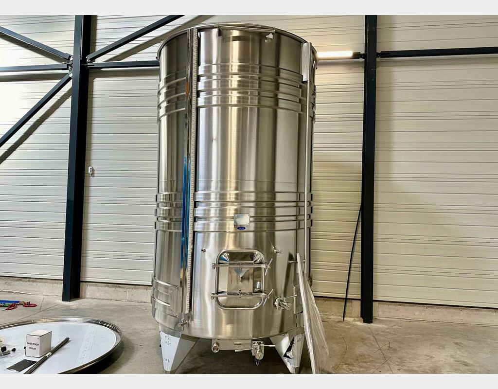 316L ss tank - Coil circuit 74.36 HL (7,436 litres) ARSILAC