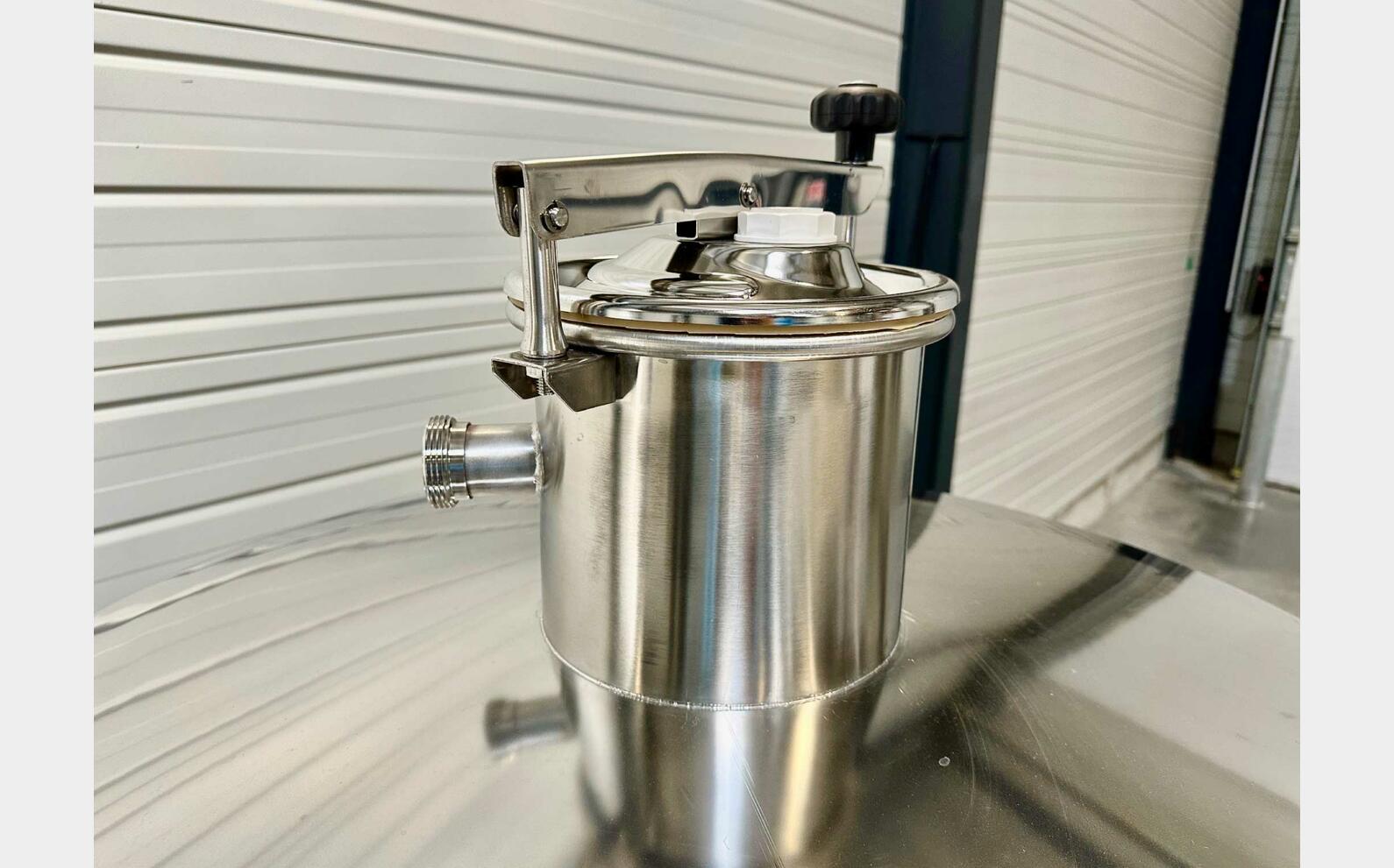 Cuve inox 316L - Circuit nid d'abeilles 10.9 HL (1 096 litres) ARSILAC