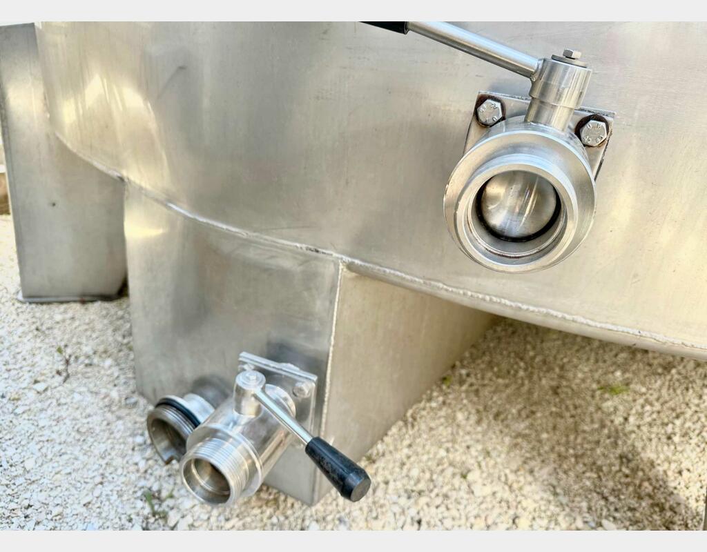 Cuve inox sur pieds - Stockage