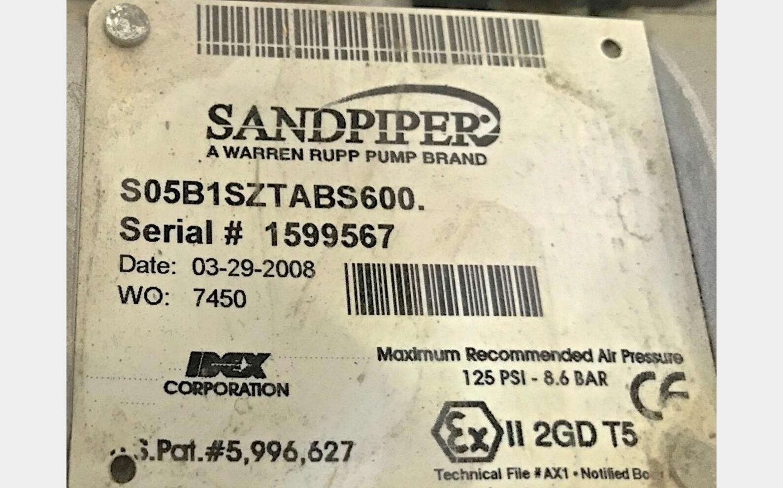 Pompe &agrave; membranes Mod&eacute;le S05, d&eacute;bit maxi : 3 M3/H Membranes/clapets : Onepiece PTFE/TEFLON